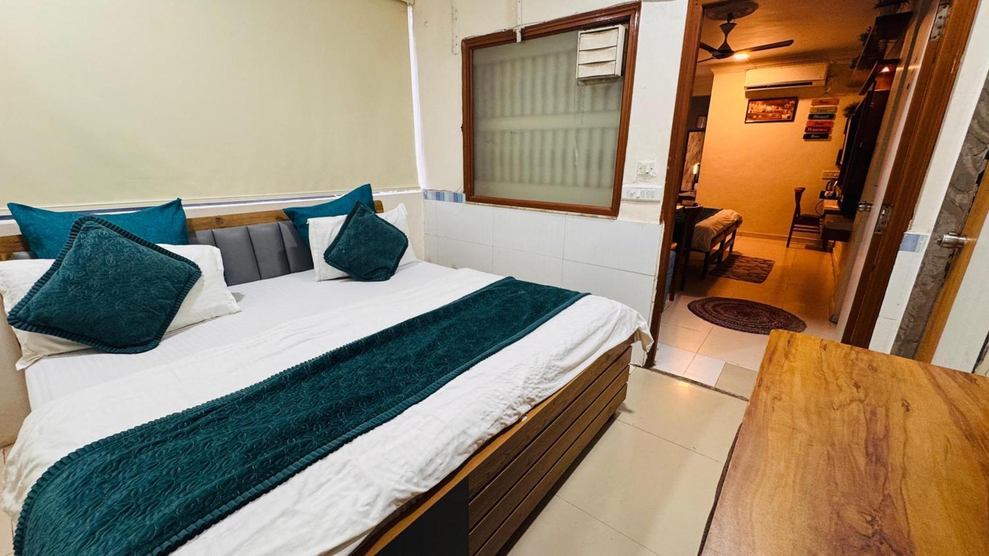 Hotel Krishna Ahmedabad Exterior foto